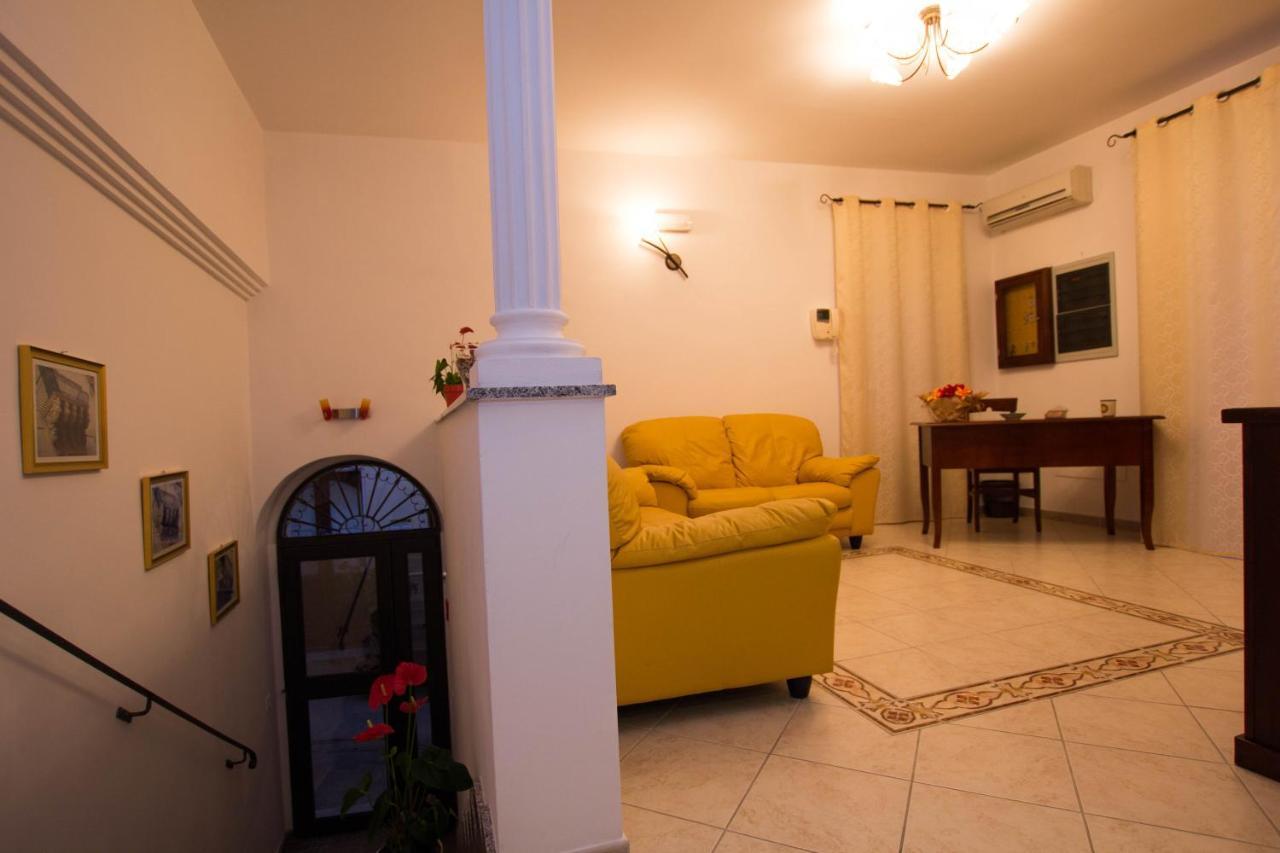 Noto Bedda Bed&Breakfast Ngoại thất bức ảnh